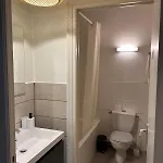 Doutre-2e Etage *